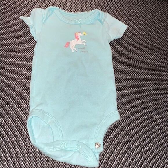 Carter onesie   - Picture 1 of 3